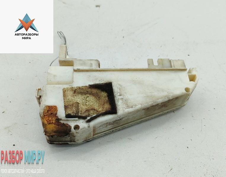 Активатор (привод) замка двери задней левой Volkswagen Sharan 1 поколение 1999, 1.9 л., дизель, МКПП, серый, минивэн, 93BG220A20DD - фото №1