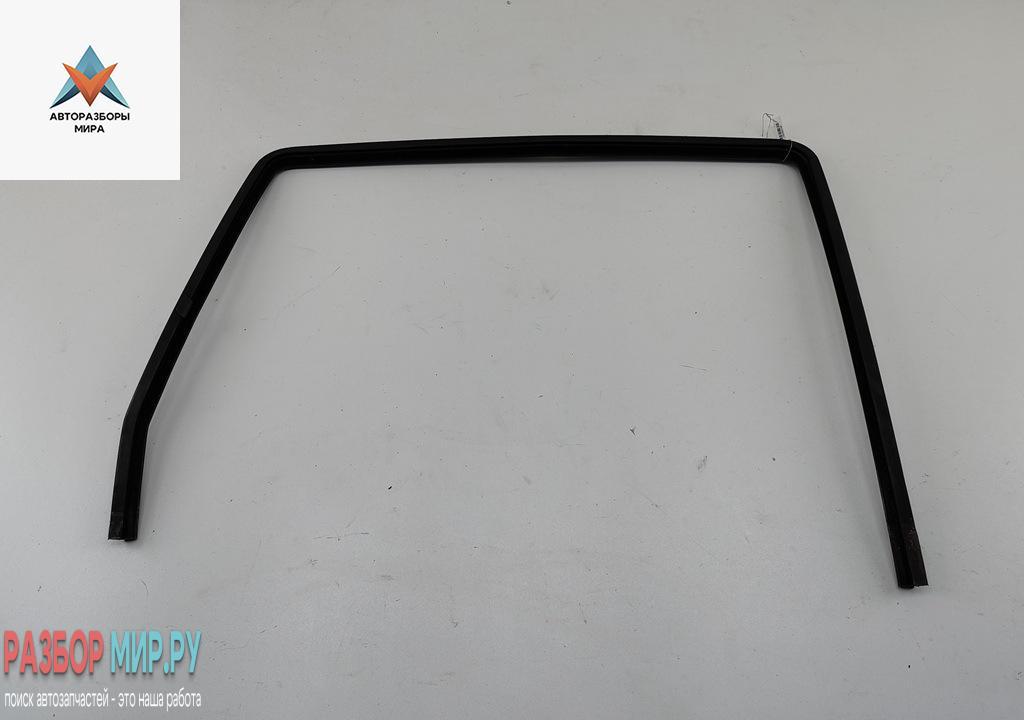 уплотнитель двери Volkswagen Sharan 1 поколение 1999, 1.9 л., дизель, МКПП, красный, минивэн - фото №1