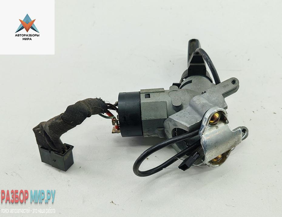 замок зажигания Mercedes-Benz Vito-1 W638 1999, 2.8 л., бензин, АКПП, серый, микроавтобус - фото №1