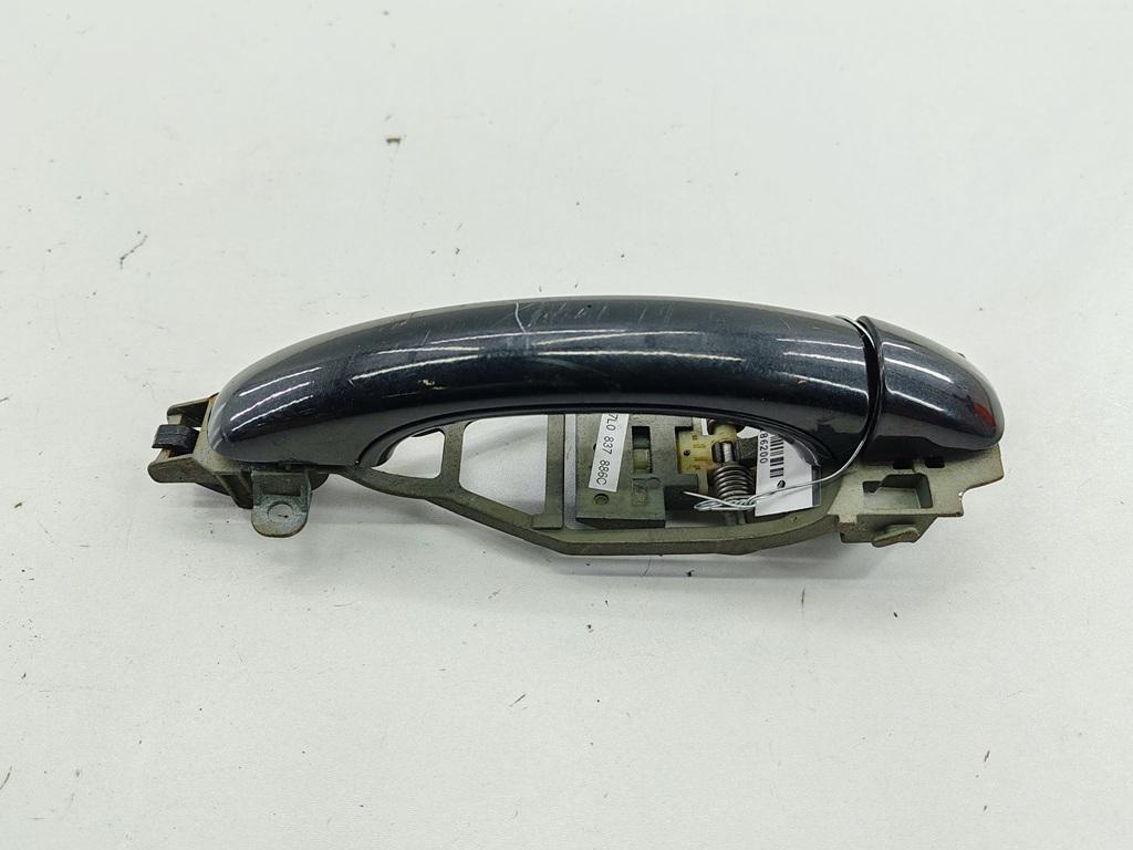 ручка наружная передняя правая Volkswagen Touareg 2005, 2.5 л., дизель, АКПП, чёрный, внедорожник 5 дв., 7L0837886C