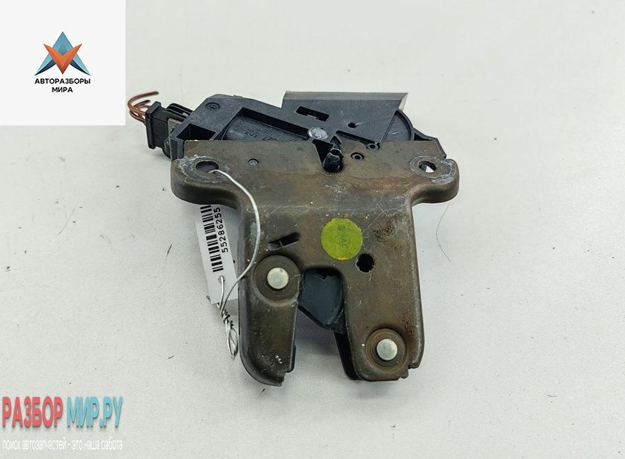 замок багажника Volkswagen Passat B6 2006, седан, 4F5827505C - фото №1