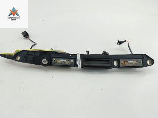 накладка подсветки номера Volkswagen Passat B5 [рестайлинг] 2002, 1.6 л., бензин, МКПП, серый, седан, 3B5827297