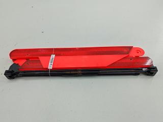 знак аварийной остановки Volkswagen Passat B6 2006, 2.0 л., бензин, МКПП, серый, седан
