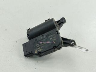 моторчик заслонки печки Volkswagen Passat B6 2005, 2.0 л., бензин, МКПП, серый, универсал, 0132801363