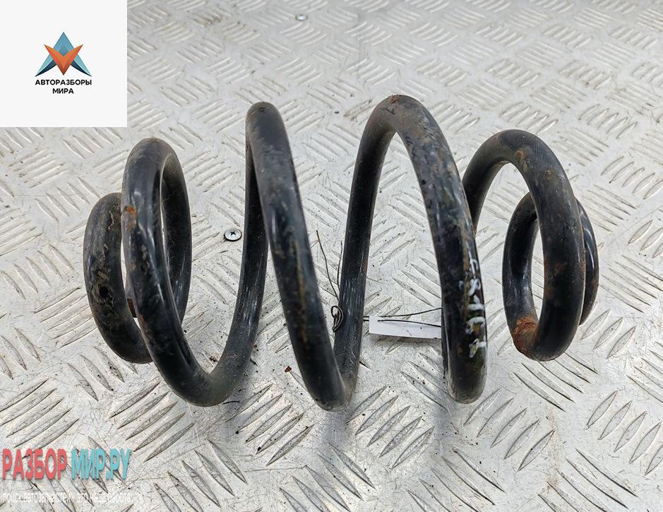 пружина задняя BMW 3 серия E36 1996, 1.8 л., бензин, МКПП, зелёный, универсал - фото №1