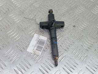 форсунка Mitsubishi Pajero 3 поколение 2001, 3.2 л., дизель, МКПП, внедорожник 5 дв., 134Z48-4410