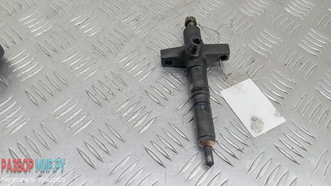 форсунка Mitsubishi Pajero 3 поколение 2001, 3.2 л., дизель, МКПП, внедорожник 5 дв., 134Z48-4410 - фото №1