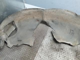 Подкрылок передний левый Volkswagen Touareg 1 поколение 2006, 2.5 л., дизель, МКПП, внедорожник 5 дв., 7L6809961J