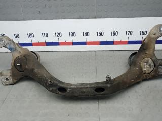 кронштейн КПП Volkswagen Touareg 2 поколение 2011, 3.0 л., V6 TDI, дизель, АКПП, внедорожник 5 дв.