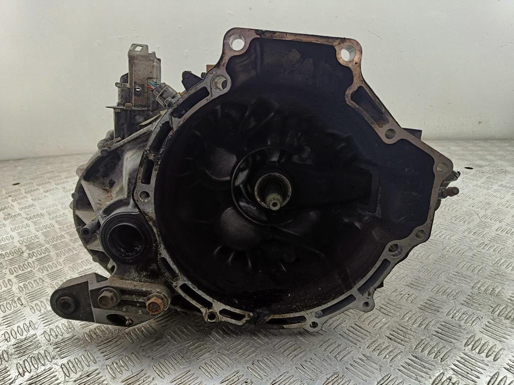 МКПП Mazda 5 2008, 2.0 л., дизель, МКПП, серый, минивэн