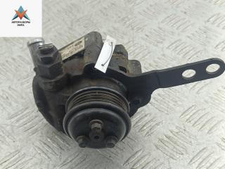 Насос гидроусилителя руля Ford Mondeo 3 поколение [рестайлинг] 2005, 2.0 л., дизель, МКПП, белый, универсал, XS713A674BF