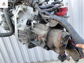 МКПП Nissan Tiida C11 [рестайлинг] 2010, 1.6 л., бензин, МКПП, белый, хетчбэк 5 дв.