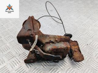 крепление запаски Volkswagen Sharan 1 поколение 1999, 1.9 л., дизель, МКПП, красный, минивэн, 7M0803660D