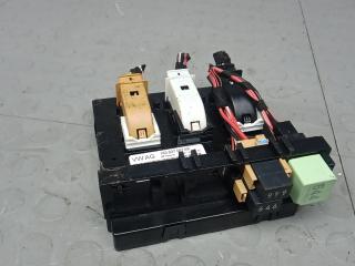 блок комфорта Skoda Yeti 1 поколение [рестайлинг] 2017, 1.2 л., бензин, АКПП, внедорожник 5 дв., 1K0937087AR