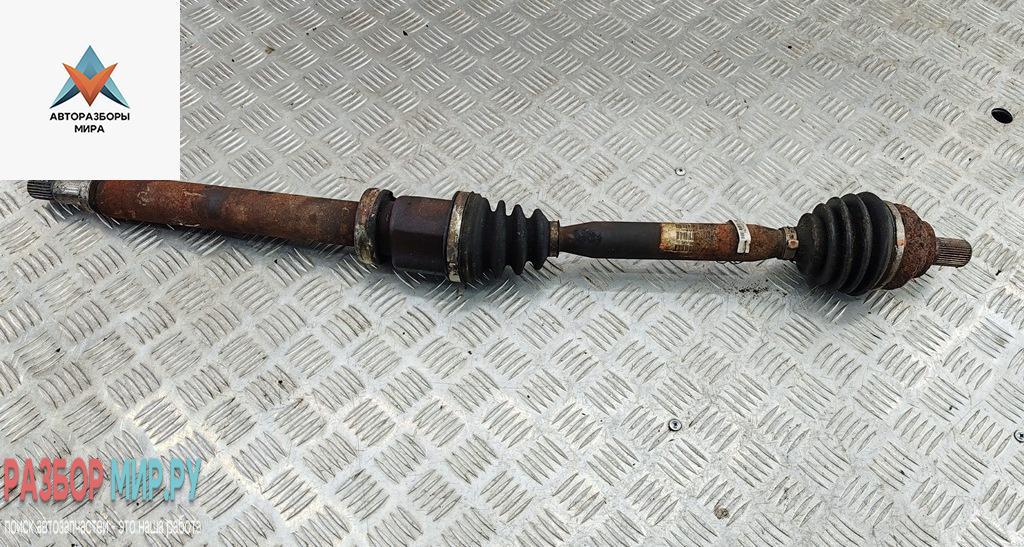 полуось передняя правая (приводной вал, ШРУС) Ford Focus 2 поколение 2006, 1.8 л., бензин, МКПП, серый, универсал - фото №1