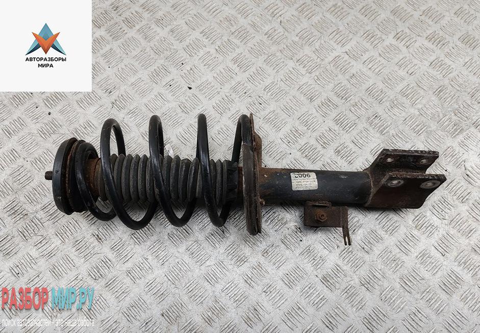 стойка передняя Peugeot 307 1 поколение 2003, 1.6 л., бензин, МКПП, красный, универсал - фото №1