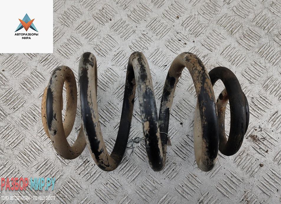 пружина задняя Volkswagen Transporter T4 1991, 2.4 л., дизель, МКПП, зелёный, микроавтобус - фото №1