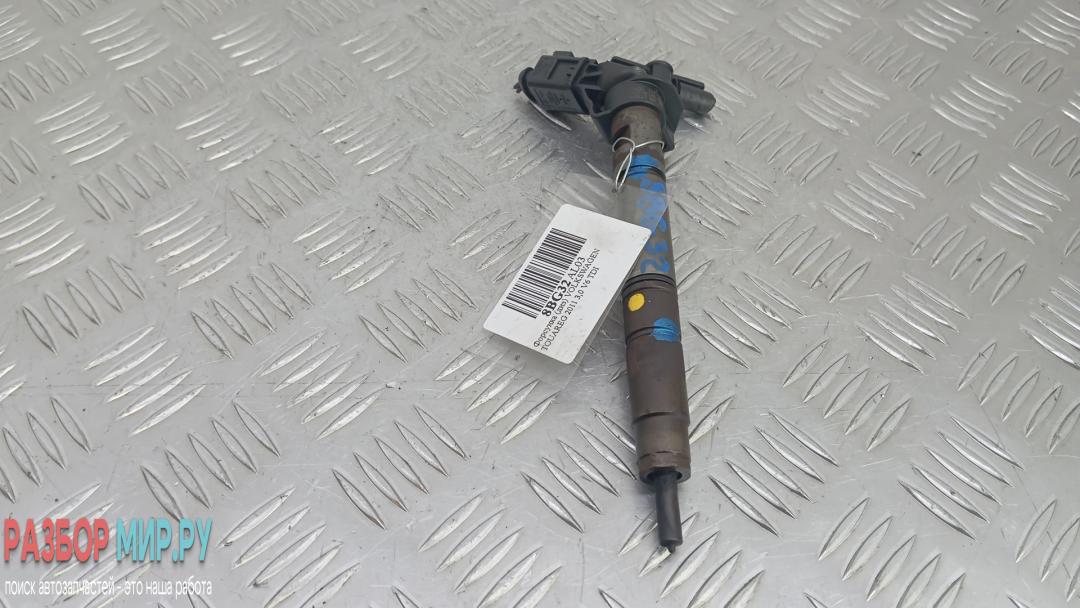 форсунка Volkswagen Touareg 2 поколение 2011, 3.0 л., V6 TDI, дизель, АКПП, внедорожник 5 дв., 0445117022 - фото №1