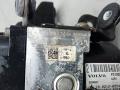 блок ABS Volvo V60 1 поколение [рестайлинг] 2013, 2.0 л., дизель, МКПП, универсал - фото №5