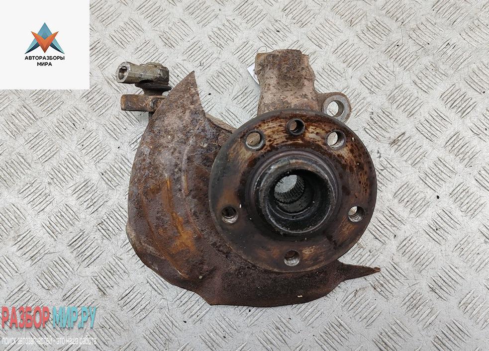 ступица передняя правая Volkswagen Transporter T4 1991, 2.4 л., дизель, МКПП, зелёный, микроавтобус - фото №1