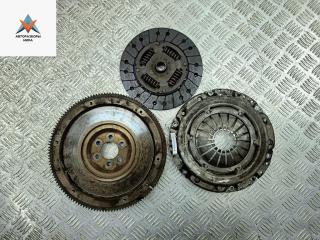 маховик Volkswagen Transporter T4 1997, 1.9 л., дизель, МКПП, белый, микроавтобус, 068105271F