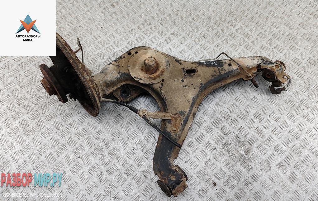 рычаг задний Volkswagen Transporter T4 1991, 2.4 л., дизель, МКПП, зелёный, микроавтобус - фото №1