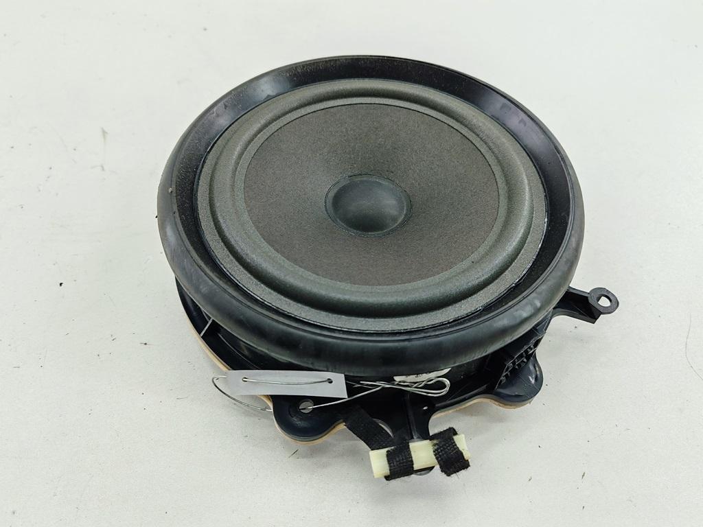 динамик двери Audi A4 B7 2005, 2.5 л., дизель, МКПП, синий, универсал, 8E0035411