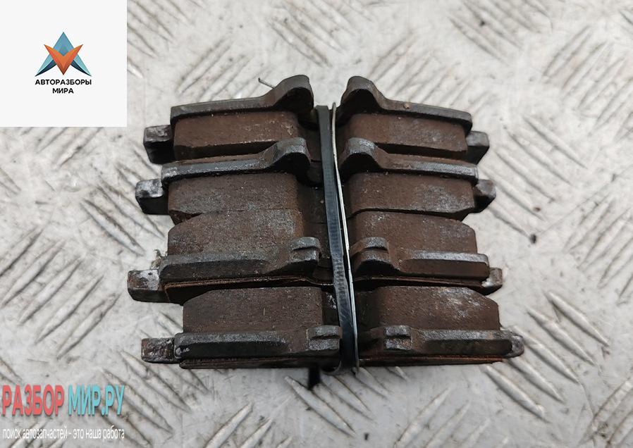 Колодки тормозные задние Mercedes-Benz Vito-2 / Viano W639 2009, 2.2 л., дизель, МКПП, белый, микроавтобус - фото №1