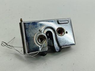 замок двери передней правой Audi 80 B4 1992, 2.0 л., бензин, МКПП, красный, седан, 8A1837016A
