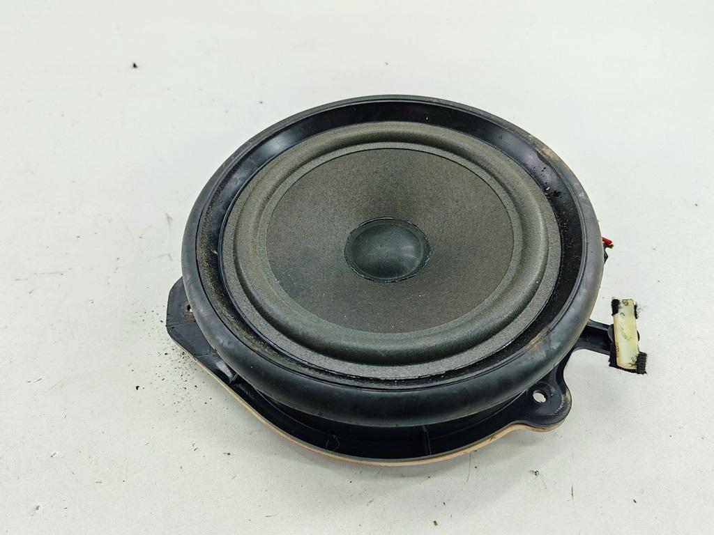 динамик двери Audi A4 B7 2005, 2.5 л., дизель, МКПП, синий, универсал, 8E0035411