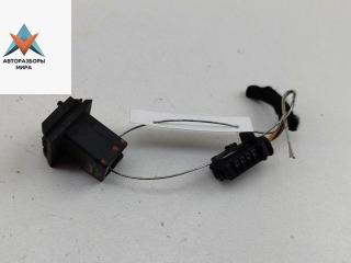 кнопка открытия багажника Peugeot 307 1 поколение [рестайлинг] 2006, 2.0 л., дизель, МКПП, красный, универсал