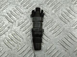 форсунка Volkswagen Transporter T4 1997, 1.9 л., дизель, МКПП, белый, микроавтобус, 028130201F