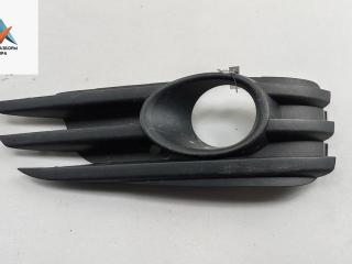 рамка фары противотуманной правой Opel Vectra C [рестайлинг] 2008, 1.9 л., дизель, МКПП, чёрный, универсал, 13182925