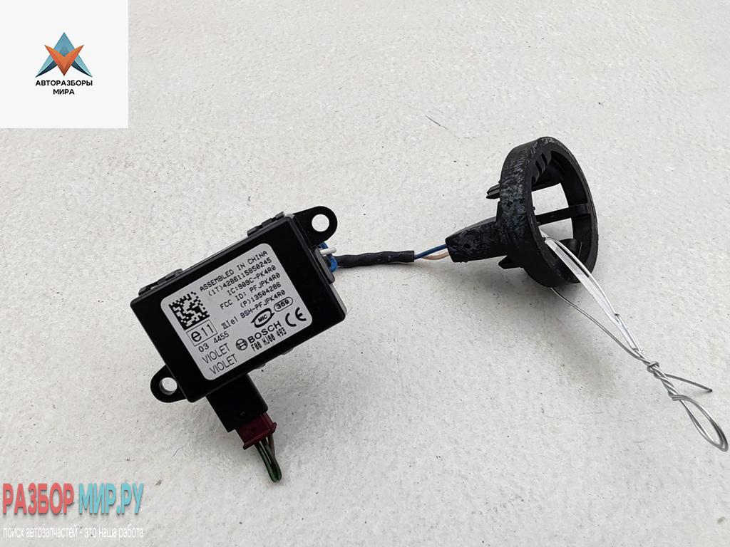 Иммобилайзер Opel Insignia 1 поколение (A) 2011, 1.4 л., бензин, МКПП, белый, седан, 13504288 - фото №1