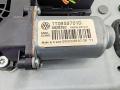 стеклоподъемник электрический передний левый Volkswagen Caddy 3 поколение 2008, 1.9 л., дизель, МКПП, серый, фургон, 1K0959793J, 1T0837755, 1T0959701D - фото №2