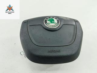 подушка безопасности водителя Skoda Yeti 1 поколение 2010, 2.0 л., дизель, МКПП, коричневый, внедорожник 5 дв., 5L0880201D