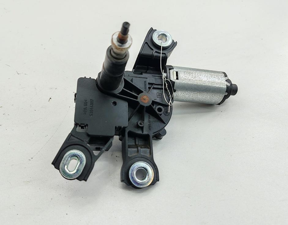 Двигатель стеклоочистителя заднего (моторчик дворников) Volkswagen Passat B6 2007, 2.0 л., дизель, МКПП, чёрный, универсал, 3C9955711A