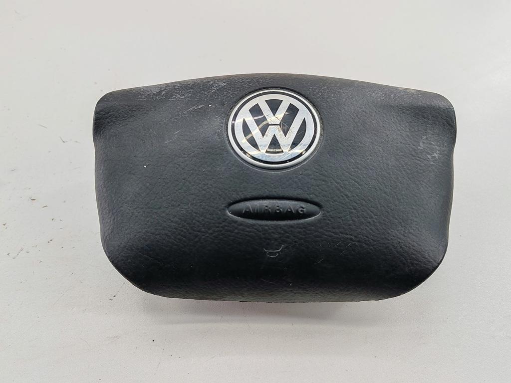 подушка безопасности водителя Volkswagen Passat B5 1997, 1.6 л., бензин, МКПП, серый, седан