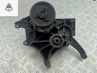 кронштейн генератора Volkswagen Passat B5 1998, 1.9 л., дизель, МКПП, зелёный, универсал, 028903143AF