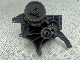 кронштейн генератора Volkswagen Passat B5 1998, 1.9 л., дизель, МКПП, зелёный, универсал, 028903143AF