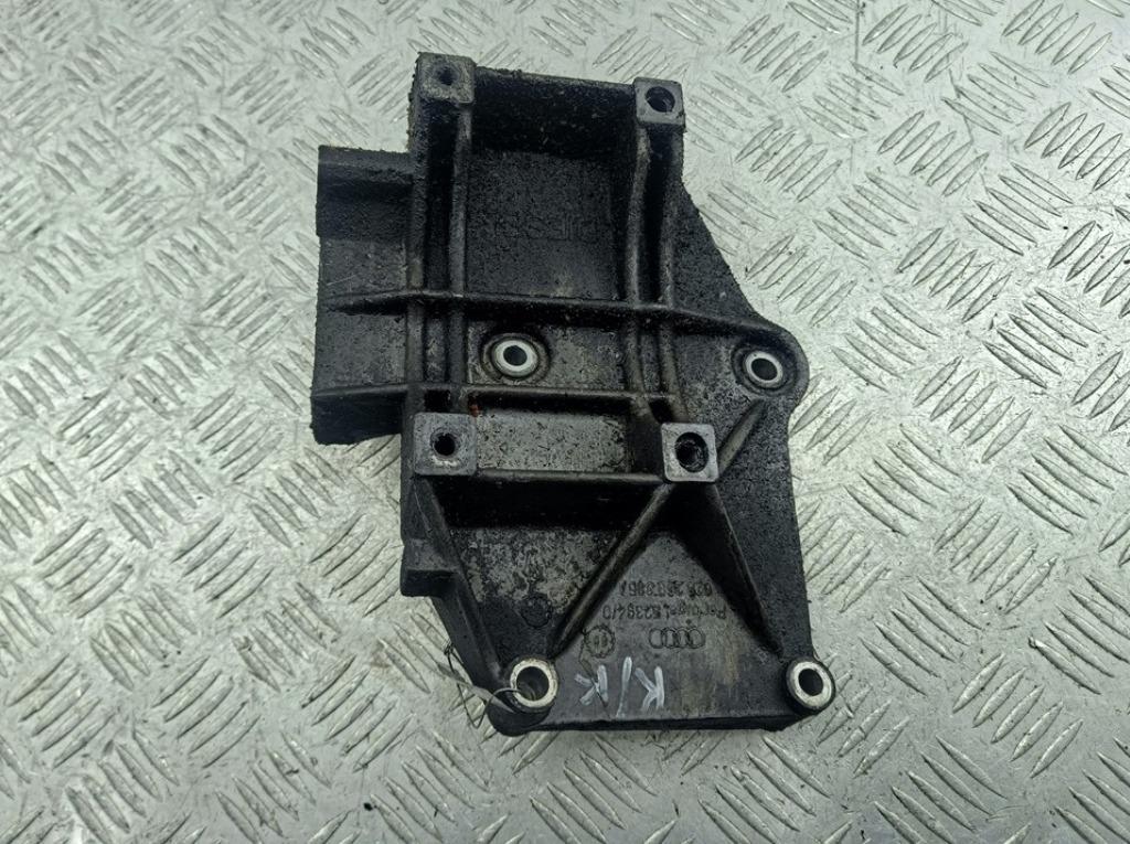 кронштейн компрессора кондиционера Volkswagen Passat B5 1998, 1.9 л., дизель, МКПП, зелёный, универсал, 028260885A
