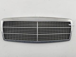 решетка радиатора Mercedes-Benz E-Класс W210/S210 1998, серый, седан, 2108880023