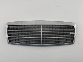 решетка радиатора Mercedes-Benz E W210 1999, синий, седан, 2108880023