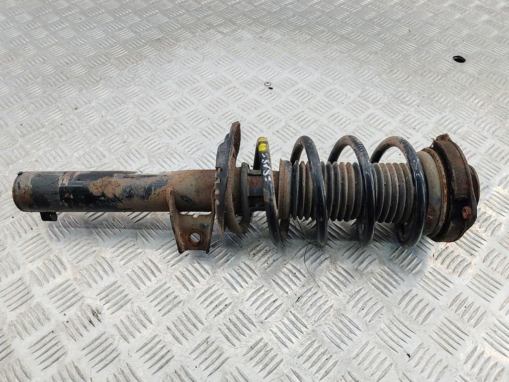 стойка передняя Volkswagen Passat B6 2010, 1.4 л., бензин, АКПП, синий, универсал, 3C0413031AT