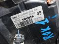 фара правая Toyota Auris 1 поколение 2009, 1.4 л., D-4D, дизель, МКПП, хетчбэк 5 дв. - фото №9