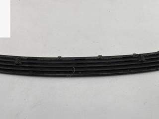 решетка капота Volkswagen Transporter T4 1997, 2.4 л., дизель, МКПП, белый, микроавтобус, 701819103