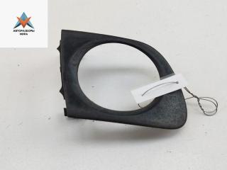 рамка фары противотуманной правой Audi A4 B5 [рестайлинг] 2000, 1.8 л., бензин, АКПП, жёлтый, седан, 8D0941778