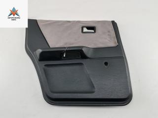 обшивка двери задняя левая Audi 80 8C/B4 1992, 2.0 л., бензин, МКПП, красный, седан, 8AOI867305A