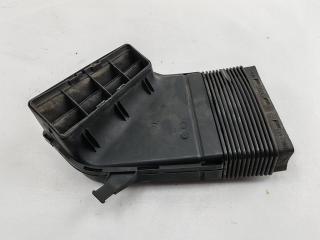 воздуховод Audi A4 B6 2003, 2.5 л., дизель, МКПП, серый, универсал, 8E0129617D