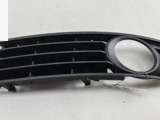 рамка фары противотуманной левой Audi A4 B6 2003, 2.0 л., бензин, МКПП, серый, седан, 8E0807681A